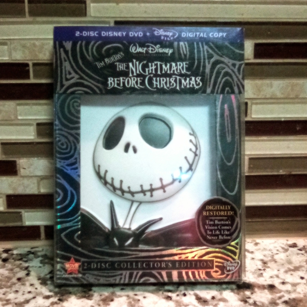 Walt Disney Tim Burton's THE NIGHT BEFORE CHRISTMAS